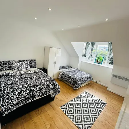 Penthouse Newquay, 2 Min From Clubs And Διαμέρισμα New Quay